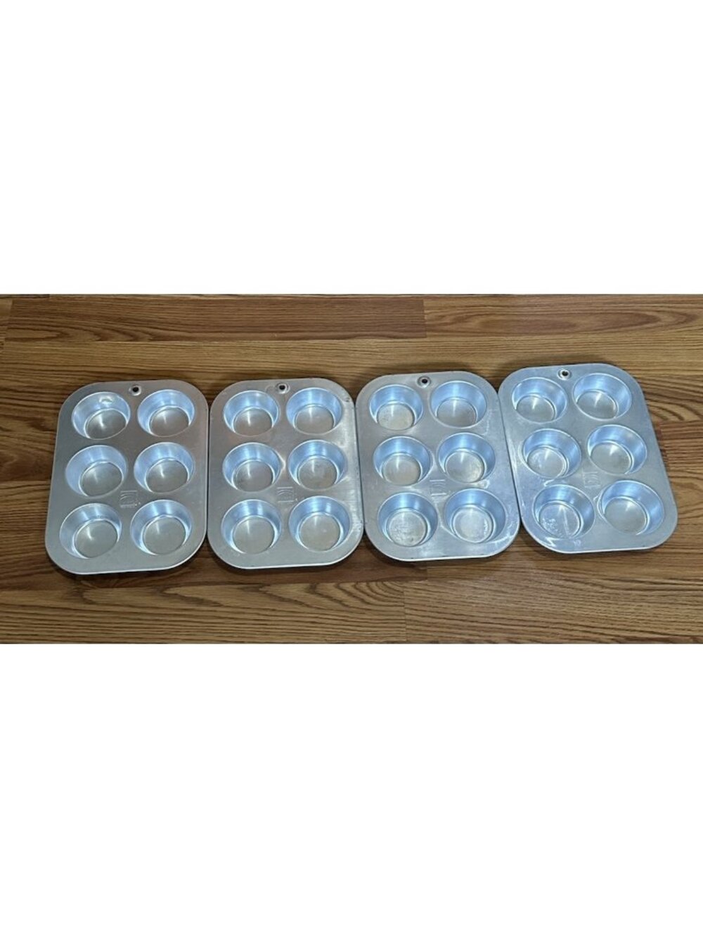 Vintage Mirro USA 6-Cavity Muffin / Cupcake  Metal Baking Pans - Set of 4